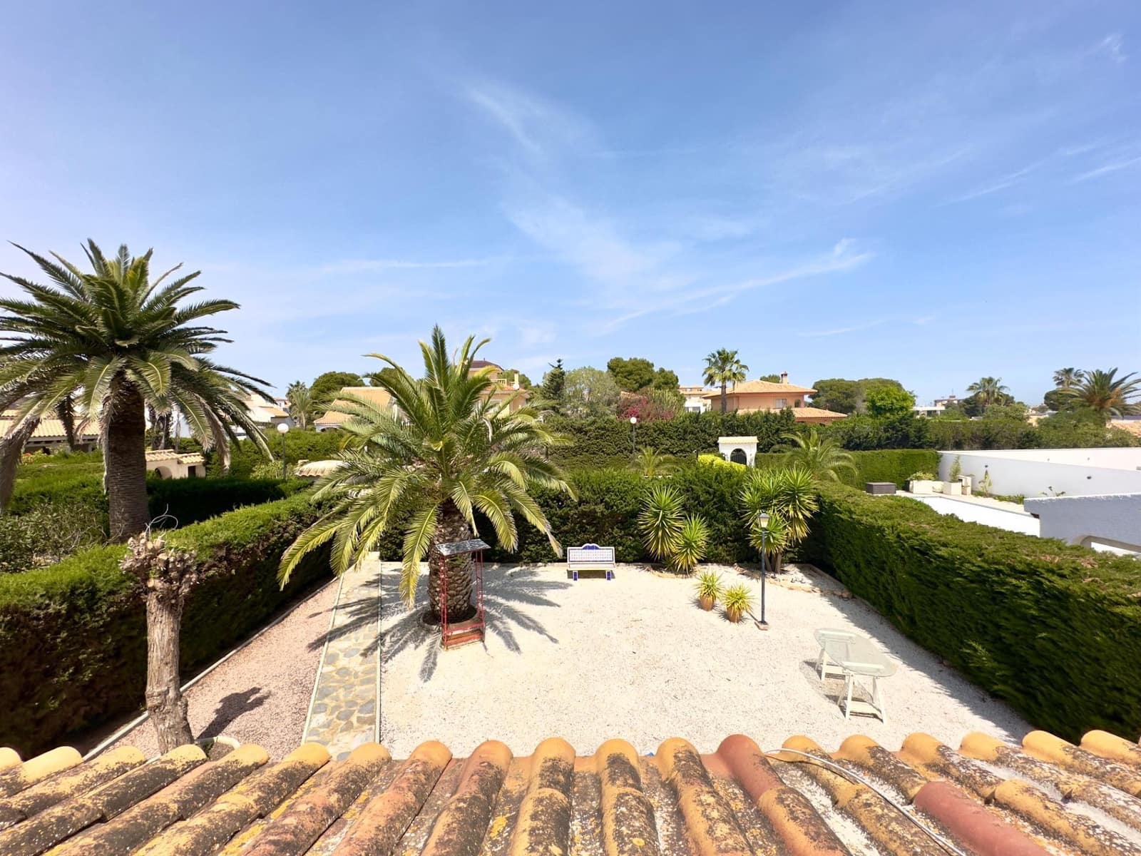 Chalet de 3 habitaciones en Cabo Roig en venta con piscina - 629.900 € (Ref: 10005875)