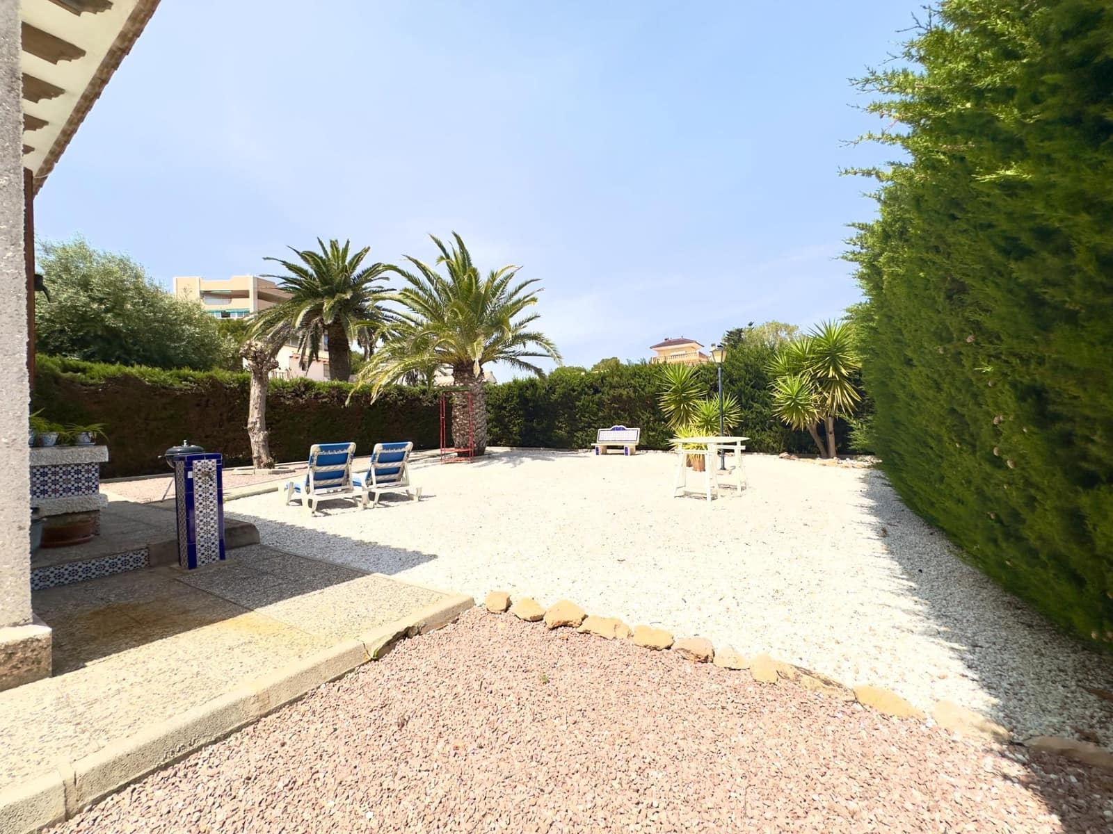 Chalet de 3 habitaciones en Cabo Roig en venta con piscina - 629.900 € (Ref: 10005875)