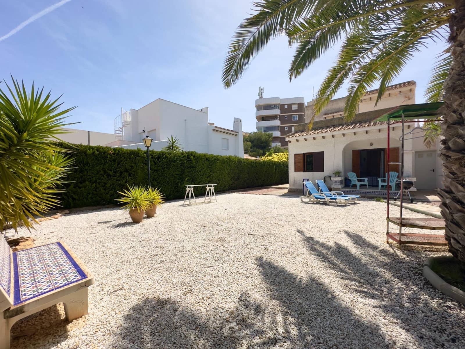Chalet de 3 habitaciones en Cabo Roig en venta con piscina - 629.900 € (Ref: 10005875)