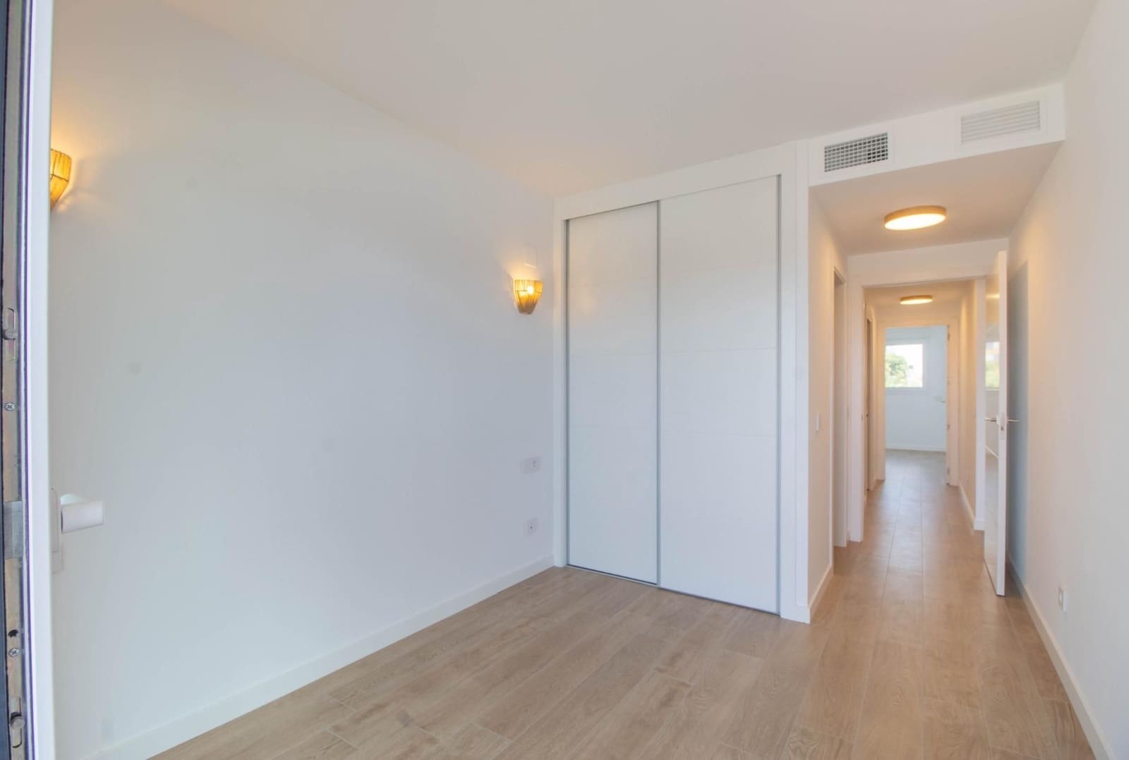 Apartamento de 2 habitaciones en Punta Prima en venta con piscina - 370.000 € (Ref: 10005878)