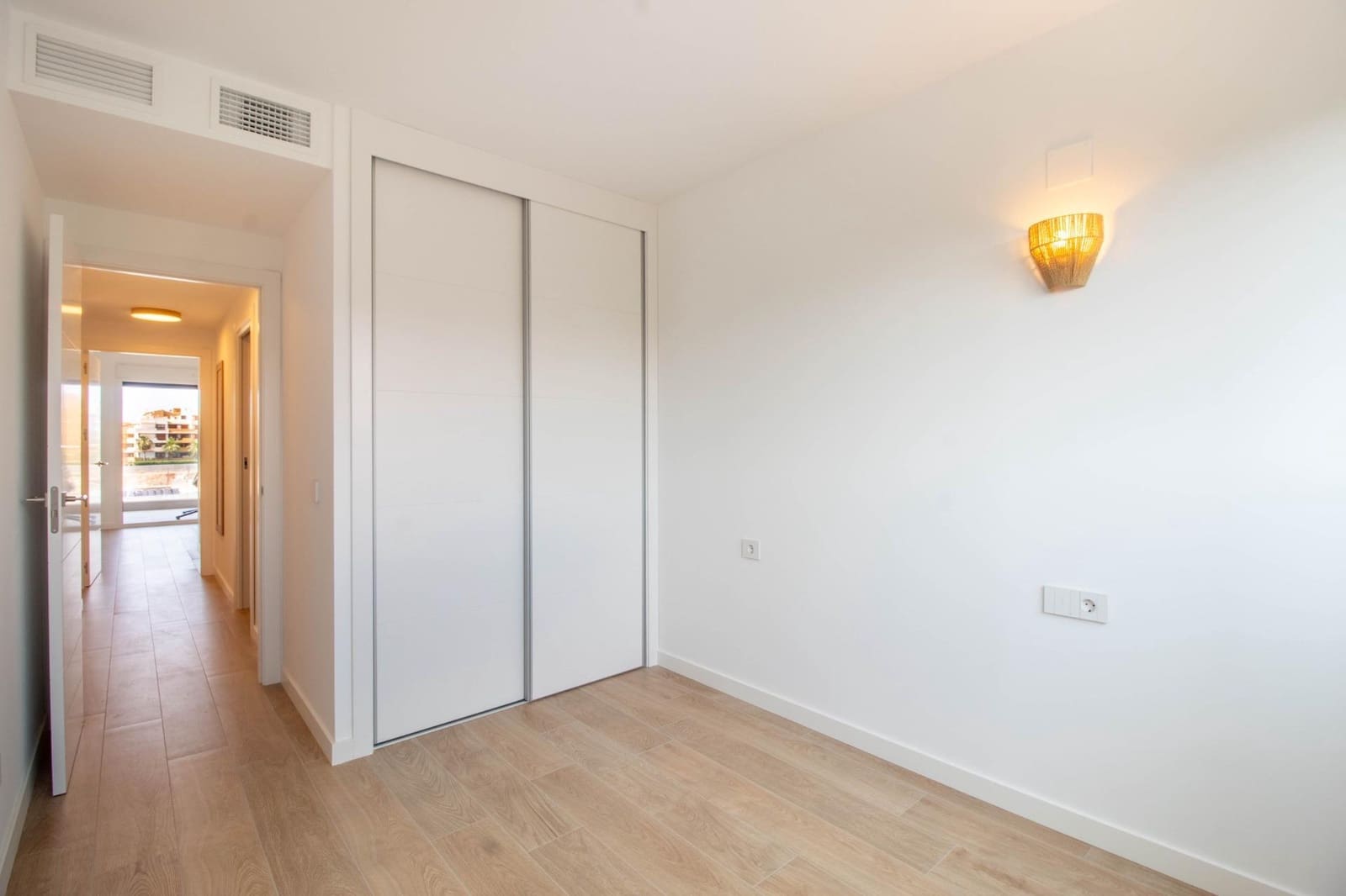 Apartamento de 2 habitaciones en Punta Prima en venta con piscina - 370.000 € (Ref: 10005878)
