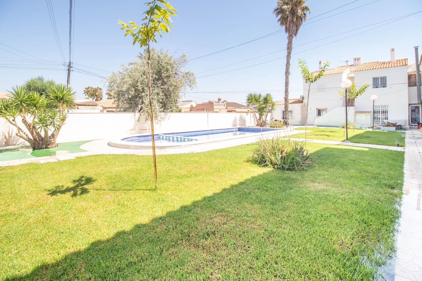 2 makuuhuone Bungalow myytävänä paikassa Cabo Roig mukana uima-altaan - 135 000 € (Ref: 10005883)