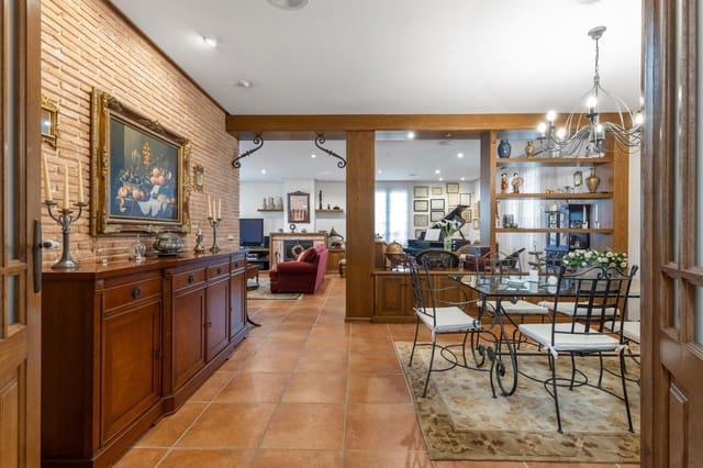 6 sypialnia Willa na sprzedaż w La Veleta, Torrevieja z basenem garażem - 2 490 000 € (Ref: 10005887)