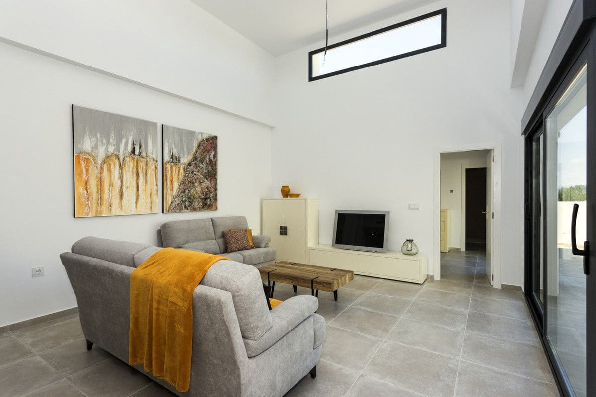 3 slaapkamer Villa te koop in Daya Nueva met zwembad - € 453.000 (Ref: 10005890)