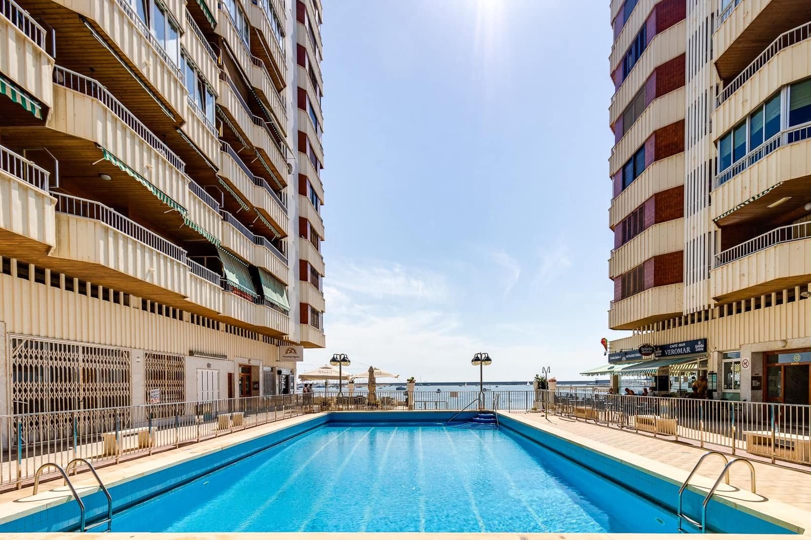 3 soveværelse Lejlighed til salg i Torrevieja - € 256.000 (Ref: 10006600)