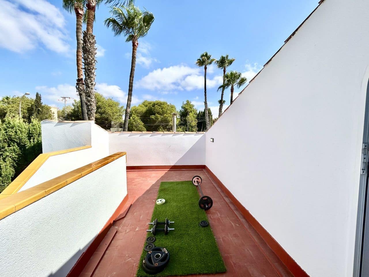 3 soveværelse Villa til salg i Villamartin med garage - € 524.995 (Ref: 10006602)