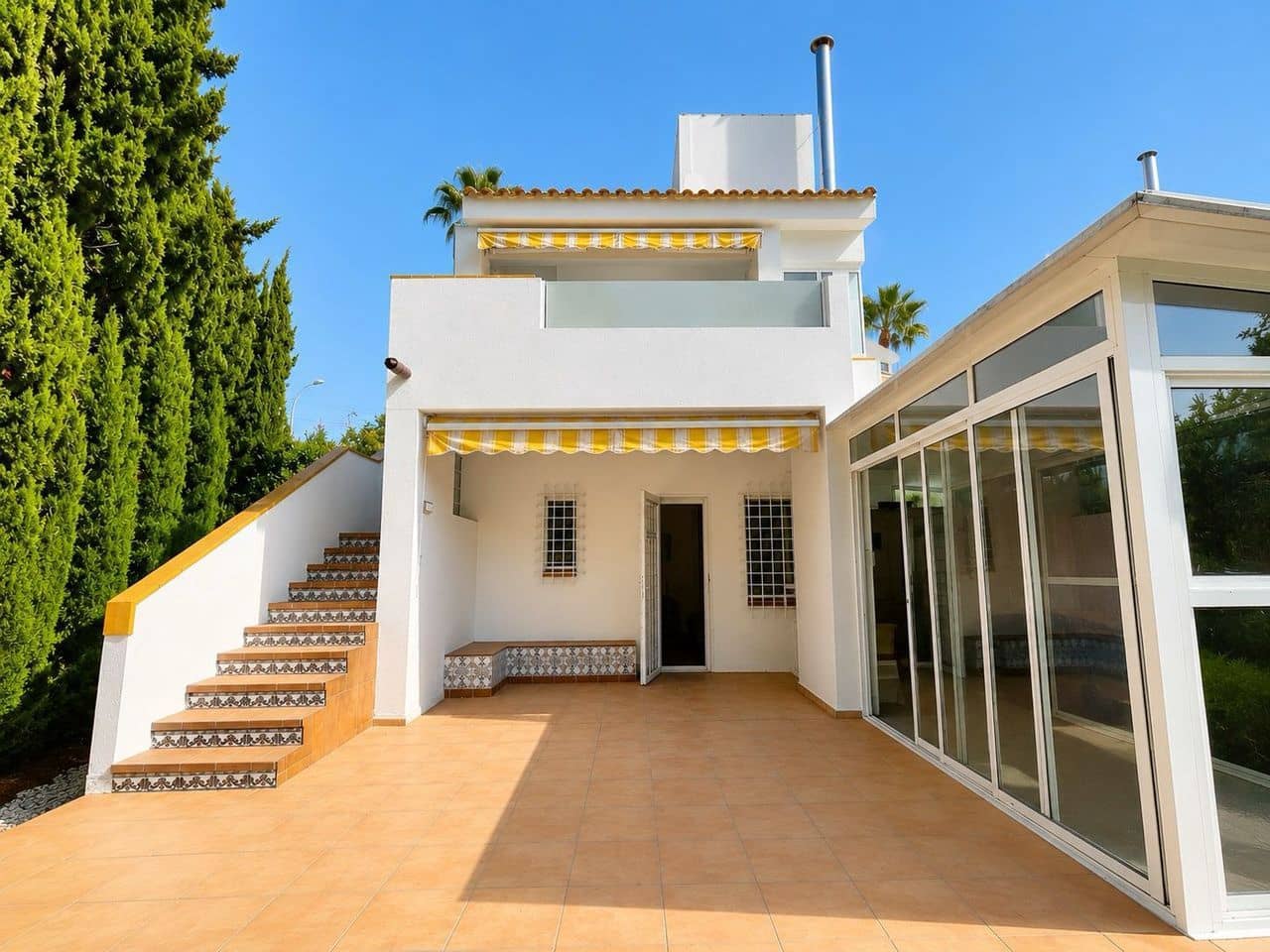 3 soveværelse Villa til salg i Villamartin med garage - € 524.995 (Ref: 10006602)