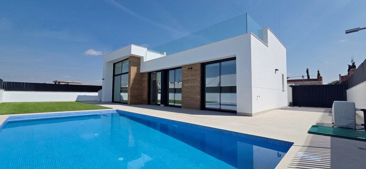 2 bedroom Villa for sale in Alhama de Murcia with pool - € 294,000 (Ref: 10006619)