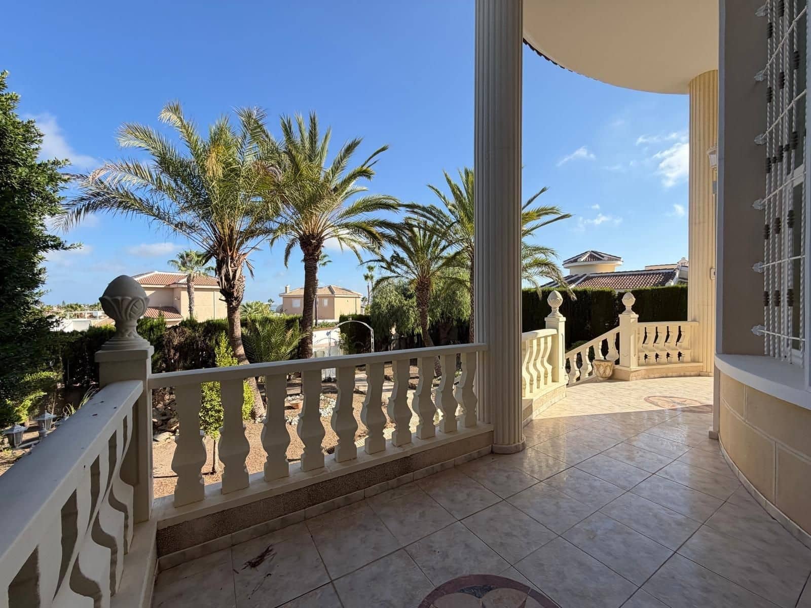 6 slaapkamer Villa te koop in Ciudad Quesada met zwembad - € 880.000 (Ref: 10006620)
