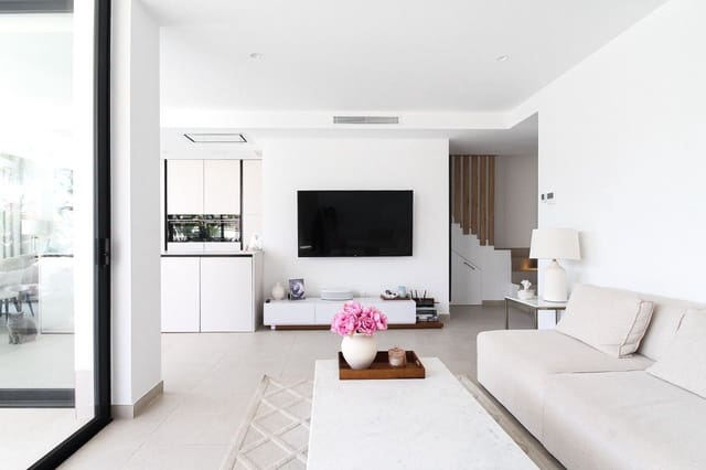 3 soverom Villa til salgs i Lomas de Cabo Roig - Los Dolses, Orihuela med svømmebasseng - € 749 000 (Ref: 10006623)