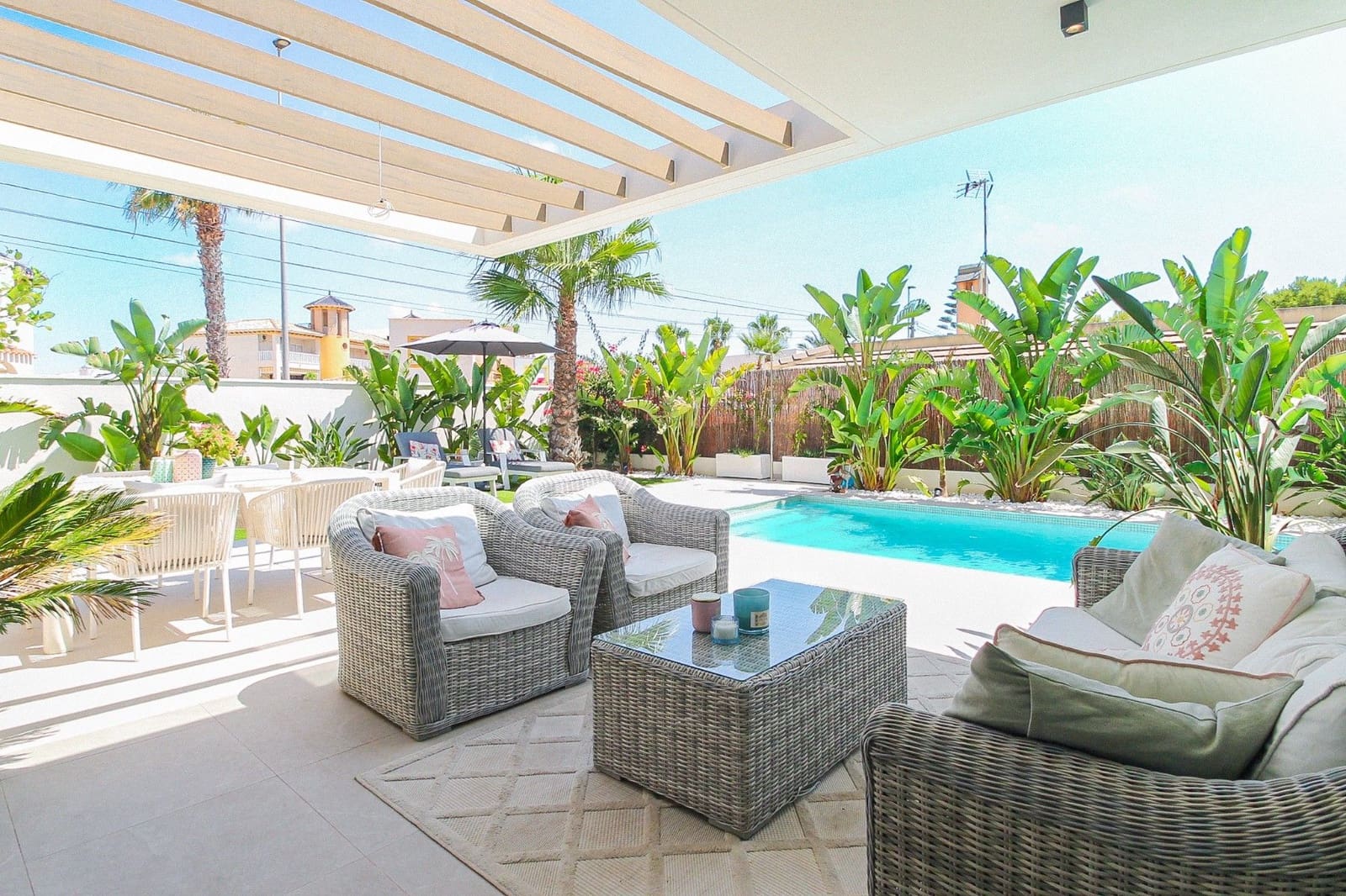 3 soverom Villa til salgs i Orihuela Costa med svømmebasseng - € 749 000 (Ref: 10006623)