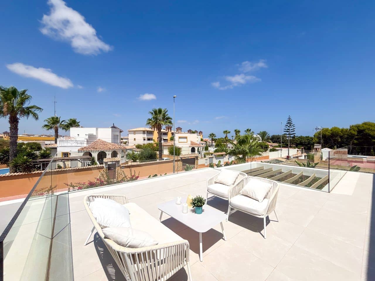 Chalet de 3 habitaciones en Orihuela Costa en venta - 749.000 € (Ref: 10006624)