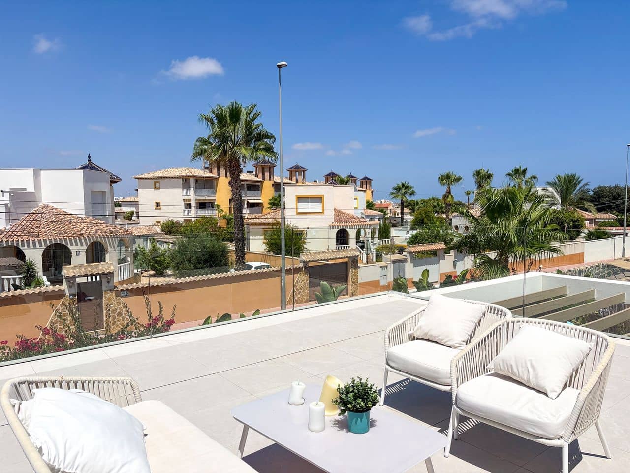 Chalet de 3 habitaciones en Orihuela Costa en venta - 749.000 € (Ref: 10006624)