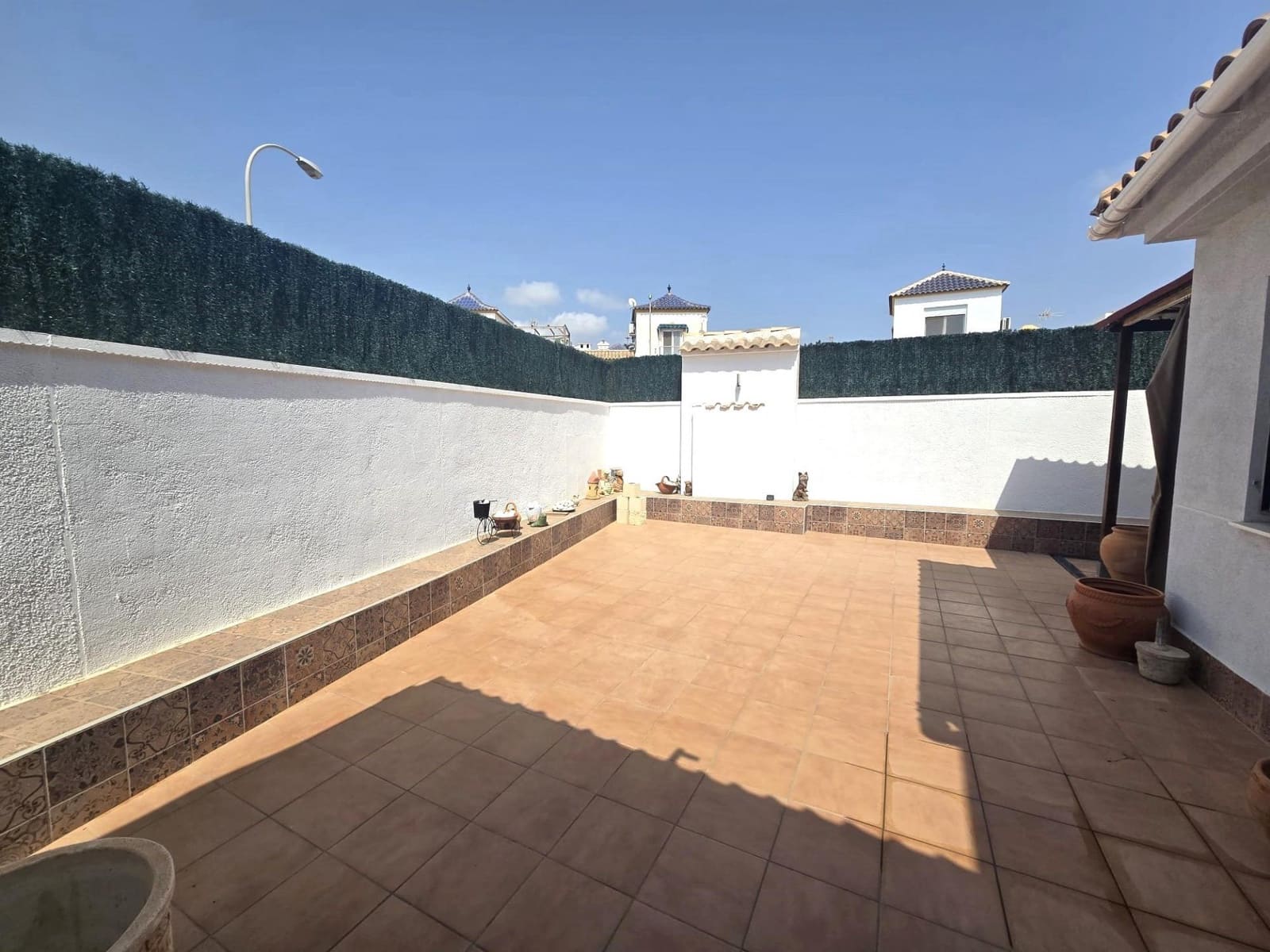3 Zimmer Haus zu verkaufen in La Siesta mit Pool - 290.000 € (Ref: 10006626)
