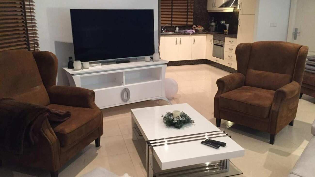 Chalet de 4 habitaciones en Formentera del Segura en venta con piscina - 570.000 € (Ref: 10011635)