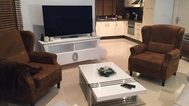 Chalet de 4 habitaciones en Formentera del Segura en venta con piscina - 570.000 € (Ref: 10011635)