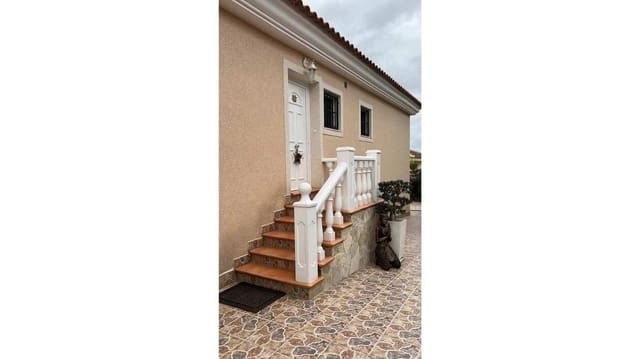 Chalet de 4 habitaciones en Formentera del Segura en venta con piscina - 570.000 € (Ref: 10011635)