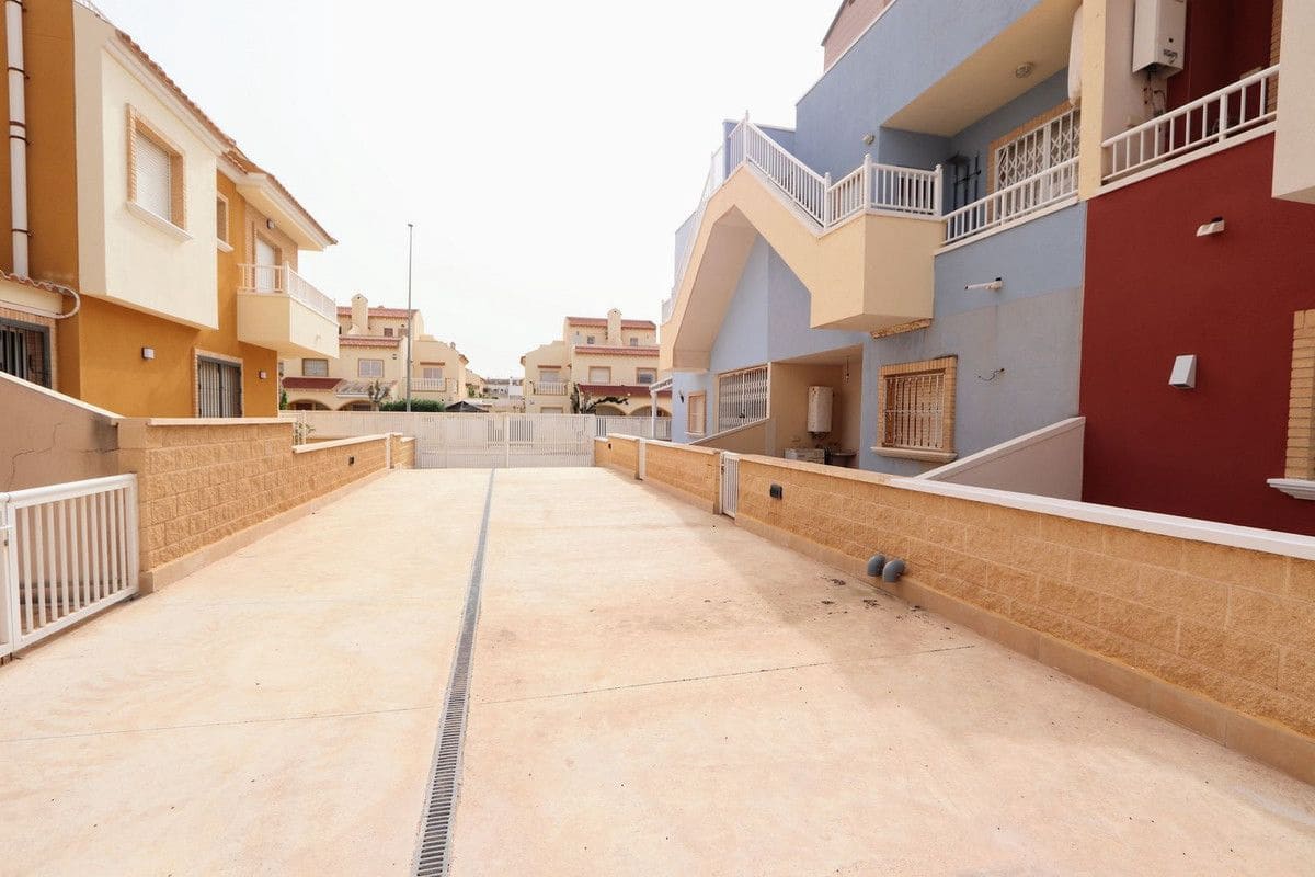 2 bedroom Apartment for sale in El Mojon with pool - € 225,000 (Ref: 10013512)