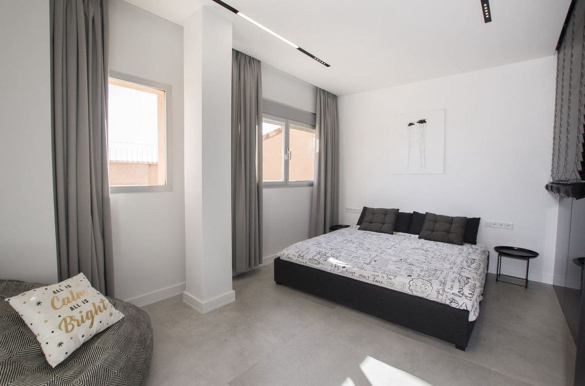 2 bedroom Apartment for sale in Altea with pool - € 420,000 (Ref: 10013514)