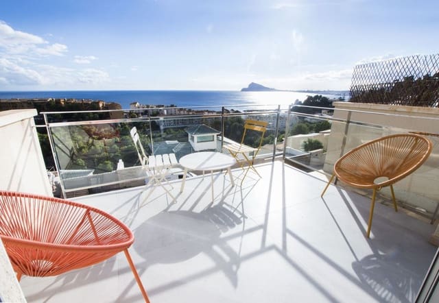 2 bedroom Apartment for sale in Altea with pool - € 420,000 (Ref: 10013514)