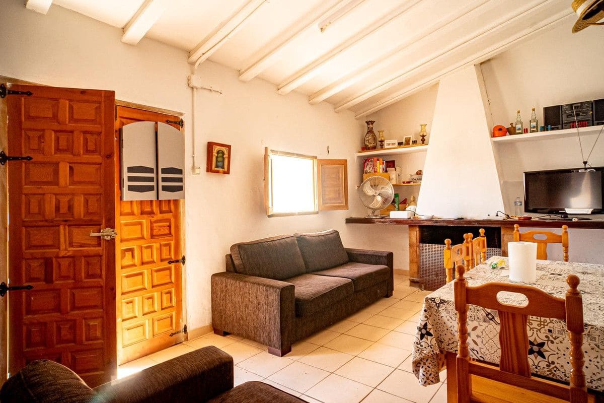 3 chambre Finca/Maison de Campagne à vendre à Relleu - 199 000 € (Ref: 10013525)