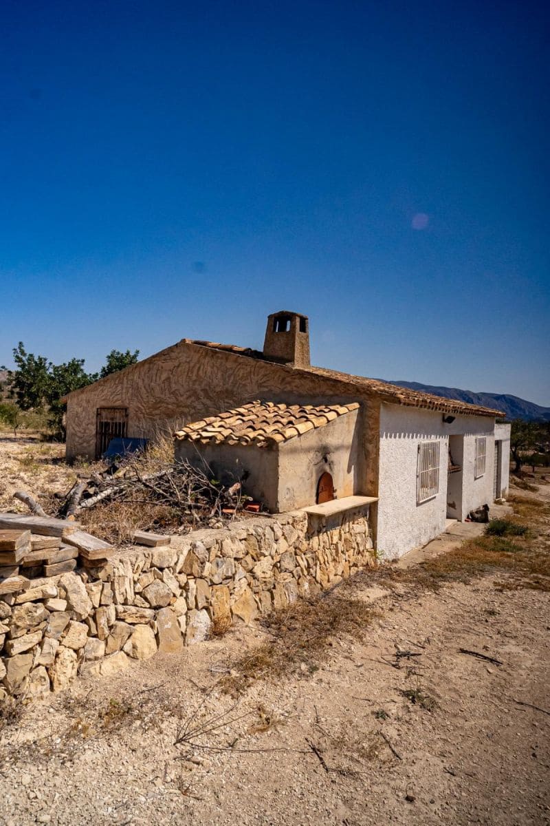 3 chambre Finca/Maison de Campagne à vendre à Relleu - 199 000 € (Ref: 10013525)