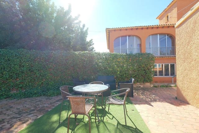 9 soveværelse Villa til salg i Calpe / Calp med swimmingpool - € 1.190.000 (Ref: 10013531)