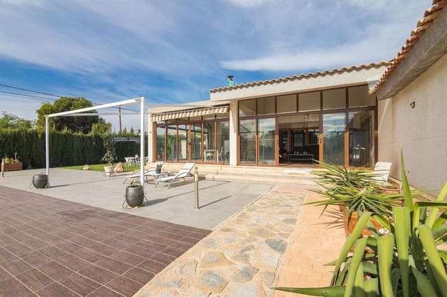 5 bedroom Villa for sale in Elche / Elx - € 690,000 (Ref: 10013534)