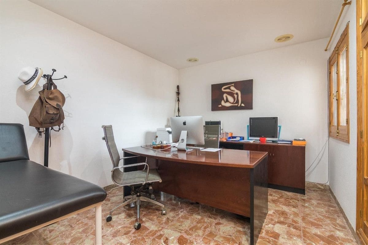 5 bedroom Villa for sale in Elche / Elx - € 690,000 (Ref: 10013534)