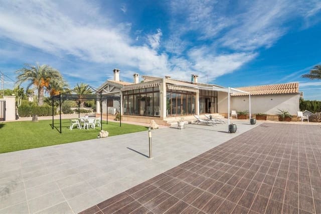 5 bedroom Villa for sale in Elche / Elx - € 690,000 (Ref: 10013534)