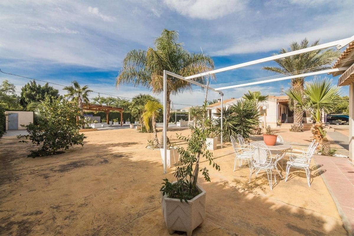 5 bedroom Villa for sale in Elche / Elx - € 690,000 (Ref: 10013534)