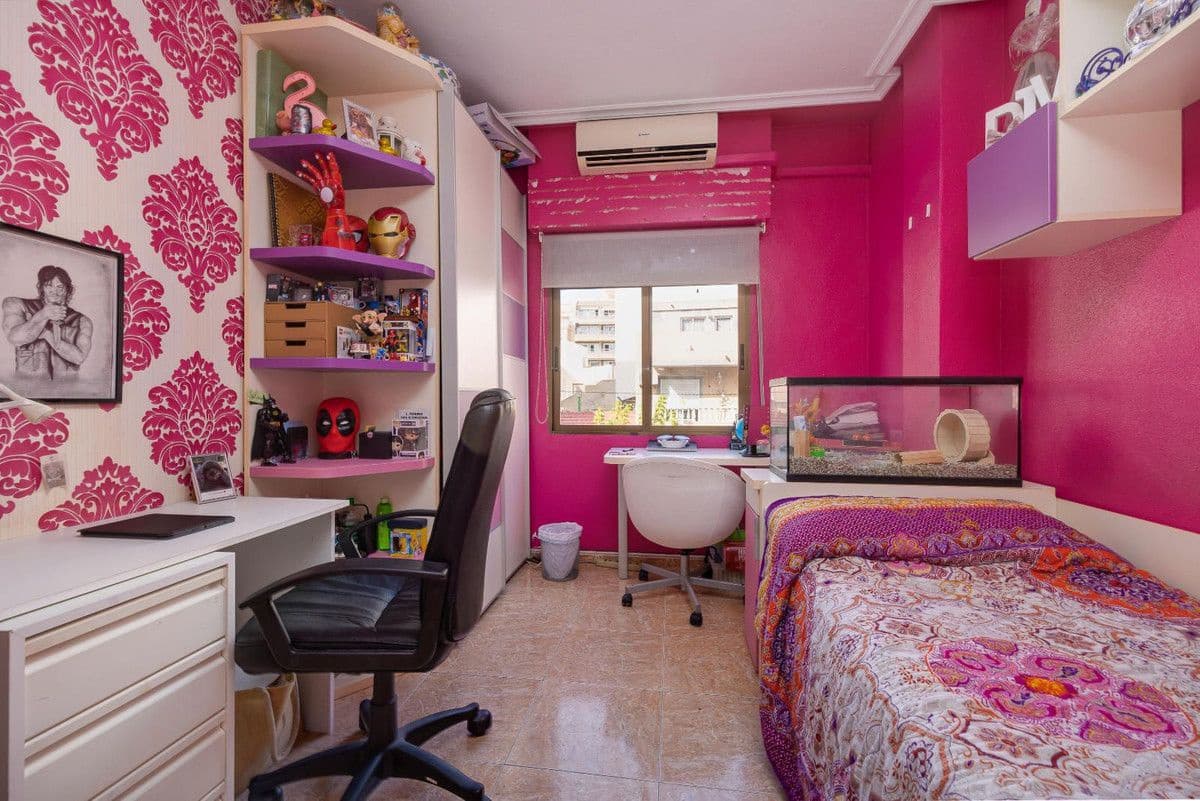 5 soveværelse Lejlighed til salg i Torrevieja - € 224.969 (Ref: 10013535)