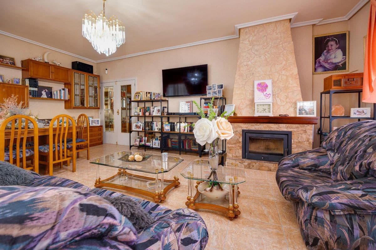 5 soveværelse Lejlighed til salg i Torrevieja - € 224.969 (Ref: 10013535)