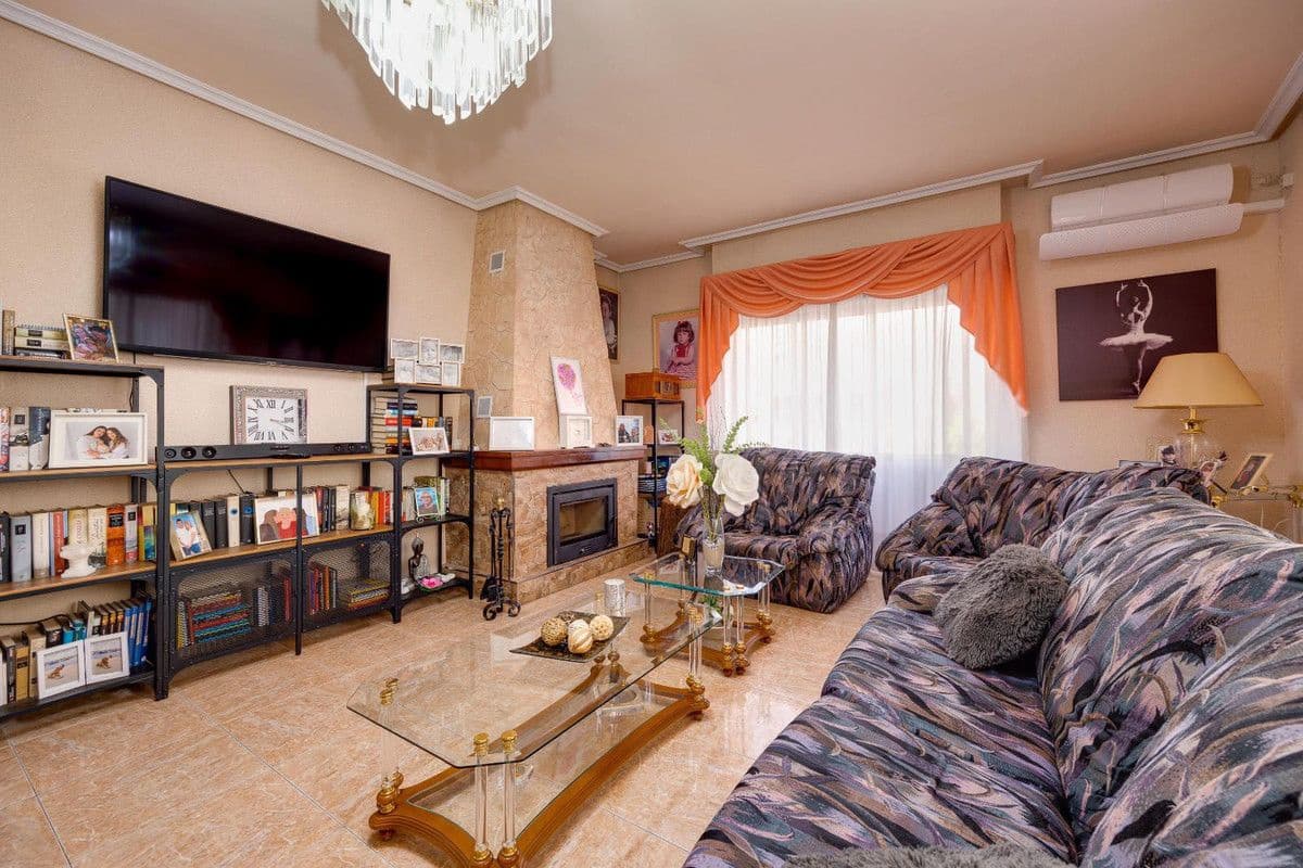 5 soveværelse Lejlighed til salg i Torrevieja - € 224.969 (Ref: 10013535)