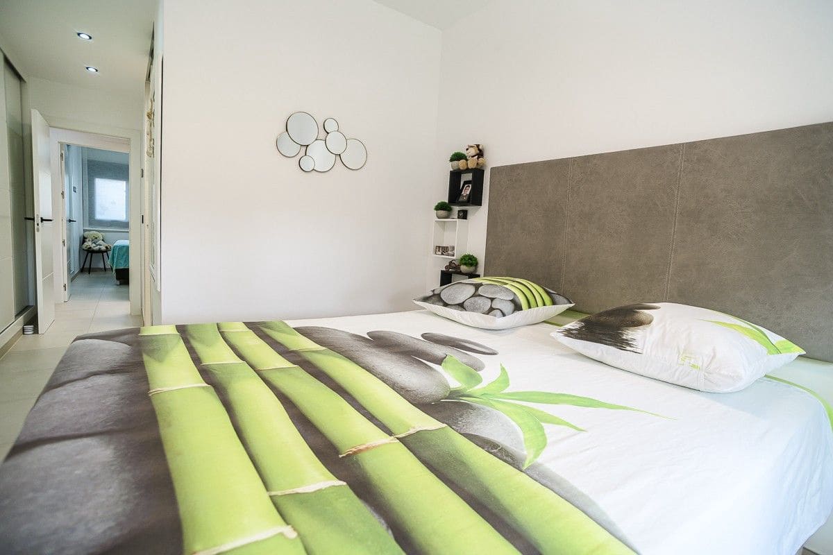 2 camera da letto Appartamento in vendita in Pilar de la Horadada con piscina - 299.950 € (Rif: 10013539)