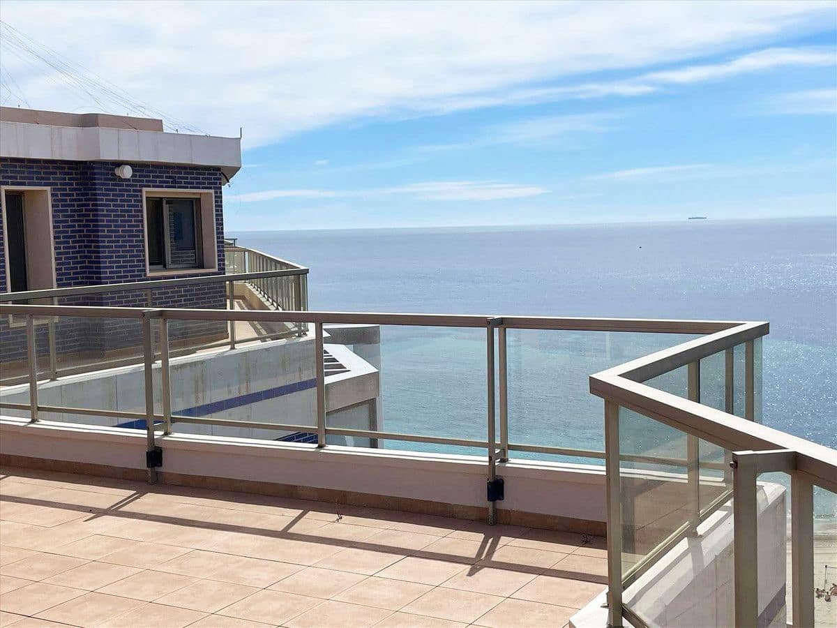 3 bedroom Apartment for sale in Calpe / Calp - € 899,000 (Ref: 10013545)