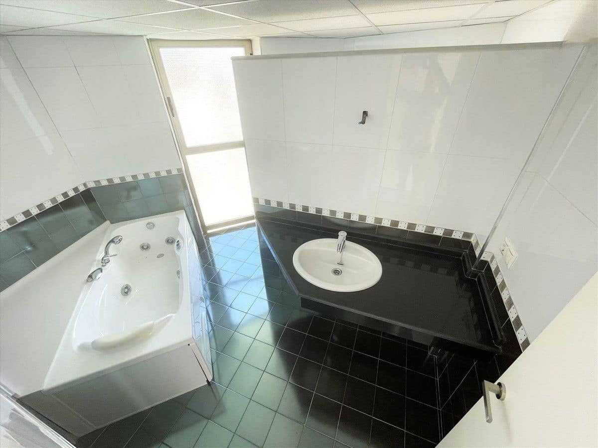 3 bedroom Apartment for sale in Calpe / Calp - € 899,000 (Ref: 10013545)
