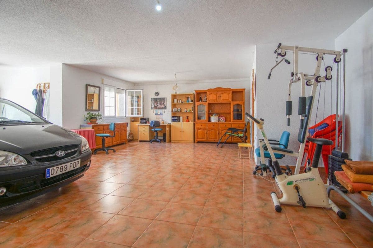 5 soverom Villa til salgs i Pinoso - € 720 000 (Ref: 10013546)