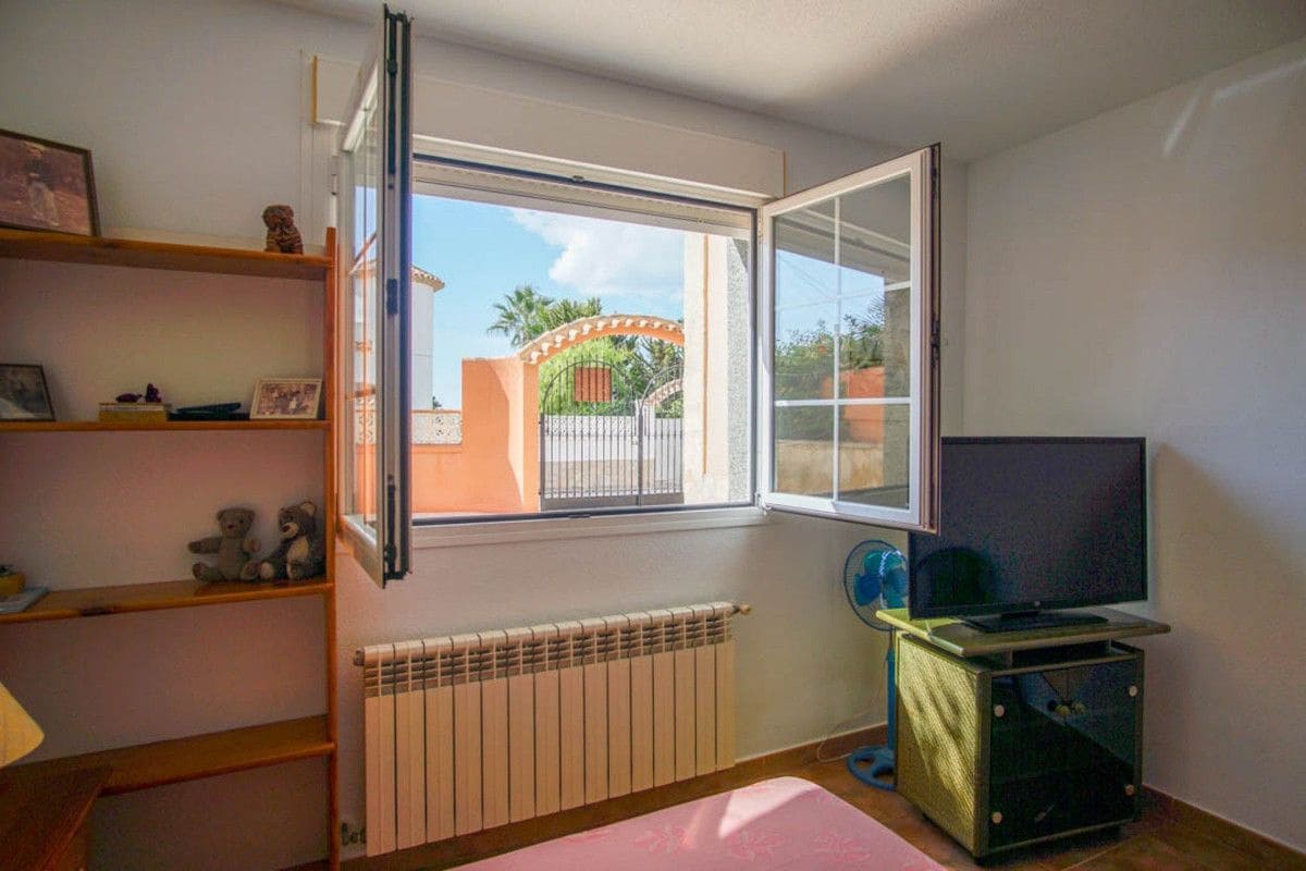5 soverom Villa til salgs i Pinoso - € 720 000 (Ref: 10013546)