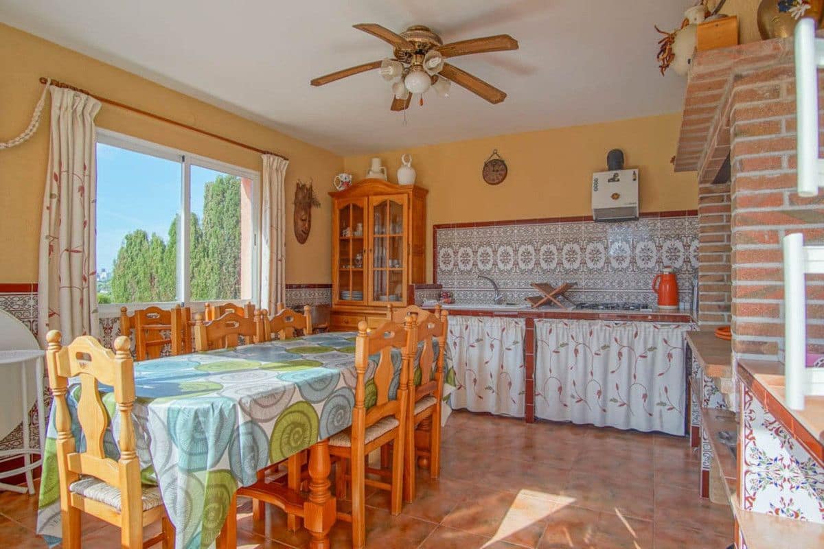 5 soverom Villa til salgs i Pinoso - € 720 000 (Ref: 10013546)