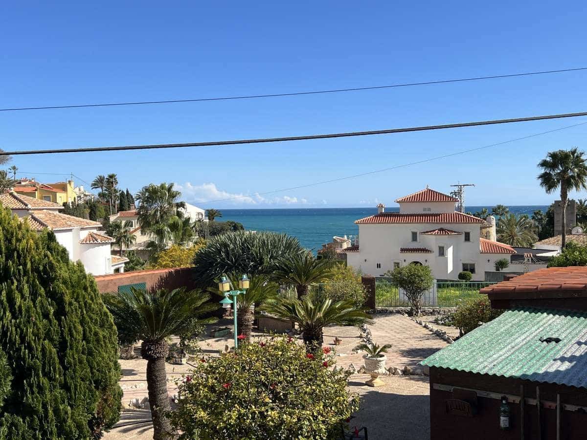 4 soveværelse Villa til salg i Calpe / Calp med swimmingpool - € 898.000 (Ref: 10013551)