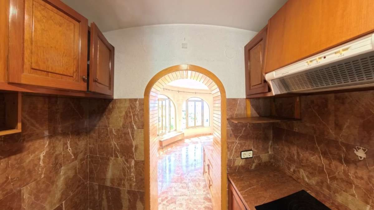 4 soveværelse Villa til salg i Calpe / Calp med swimmingpool - € 898.000 (Ref: 10013551)