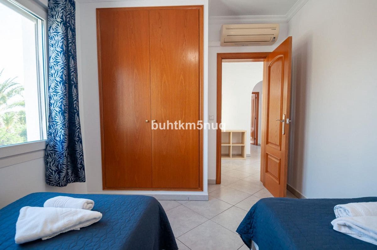 3 sypialnia Willa na sprzedaż w Calpe / Calp z basenem - 725 000 € (Ref: 10013557)