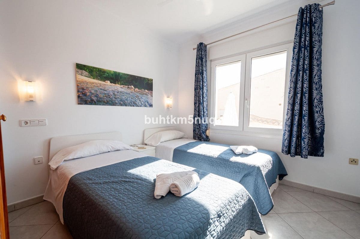 3 sypialnia Willa na sprzedaż w Calpe / Calp z basenem - 725 000 € (Ref: 10013557)
