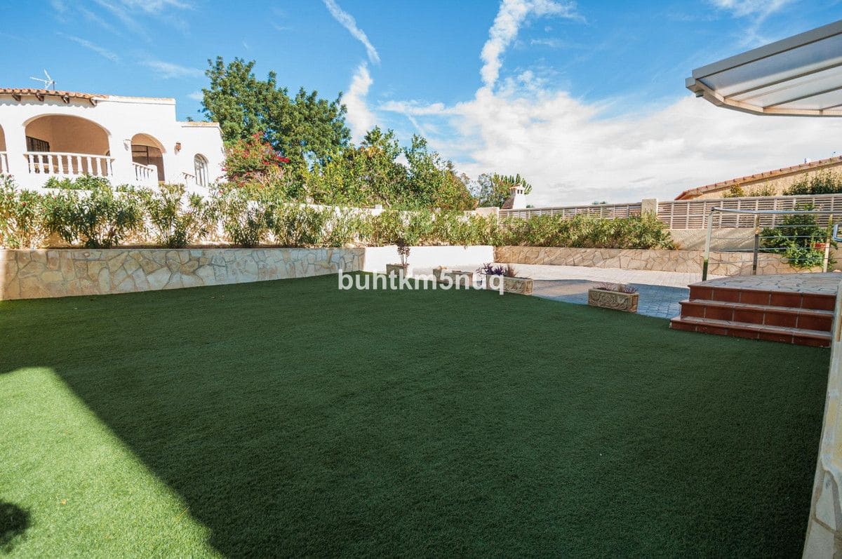 3 sypialnia Willa na sprzedaż w Calpe / Calp z basenem - 725 000 € (Ref: 10013557)