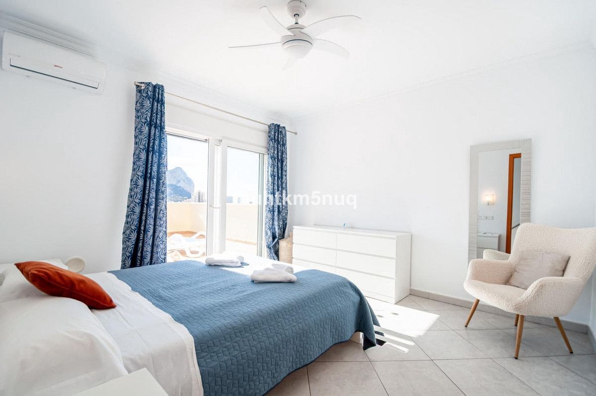 3 sypialnia Willa na sprzedaż w Calpe / Calp z basenem - 725 000 € (Ref: 10013557)