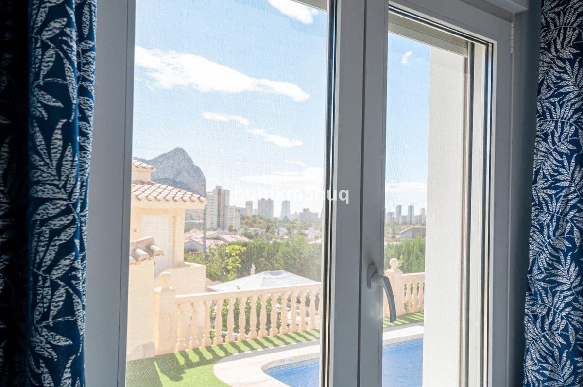 3 sypialnia Willa na sprzedaż w Calpe / Calp z basenem - 725 000 € (Ref: 10013557)