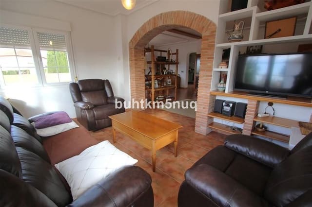 5 sovrum Villa till salu i Pinoso med pool - 725 000 € (Ref: 10013561)
