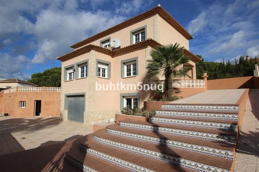 5 sovrum Villa till salu i Pinoso med pool - 725 000 € (Ref: 10013561)