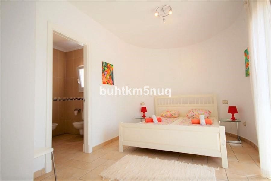 3 soveværelse Villa til salg i Javea / Xabia med swimmingpool - € 750.000 (Ref: 10013564)